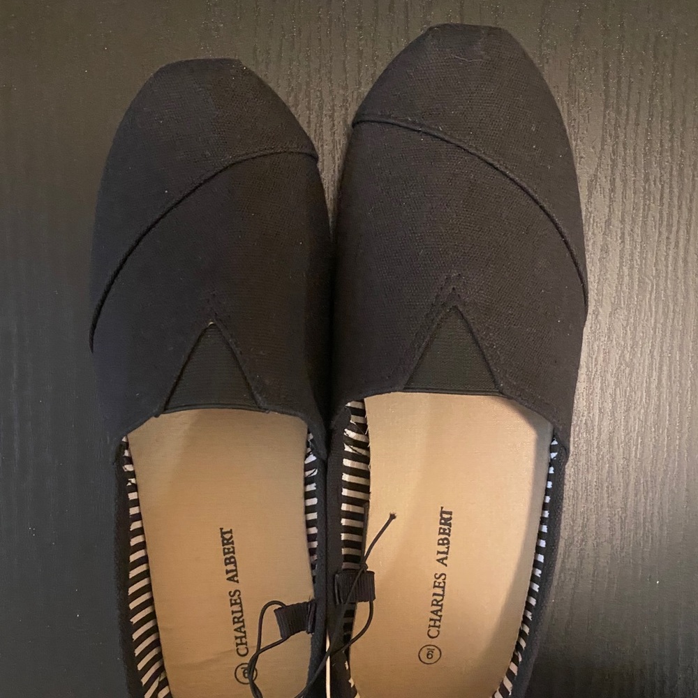 Black shoes NWT
